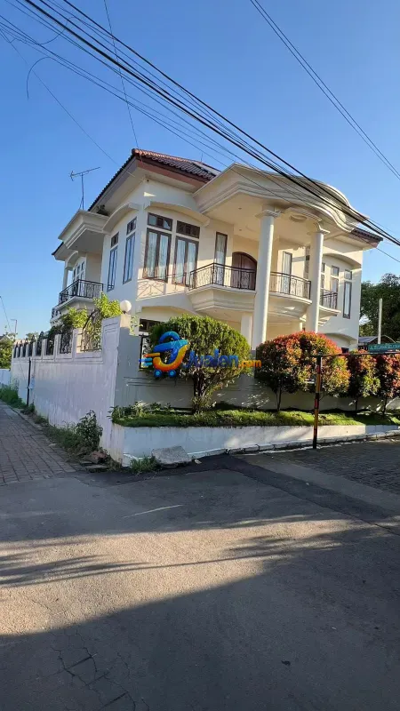 Rumah Mewah Dekat Undip Tembalang Bulusan Semarang Atas 2 Lantai